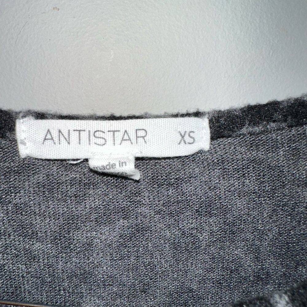 Women's Antistar Blouse, XS, Gray and Black cheetah leopard sweater long sleeve - Picture 7 of 7